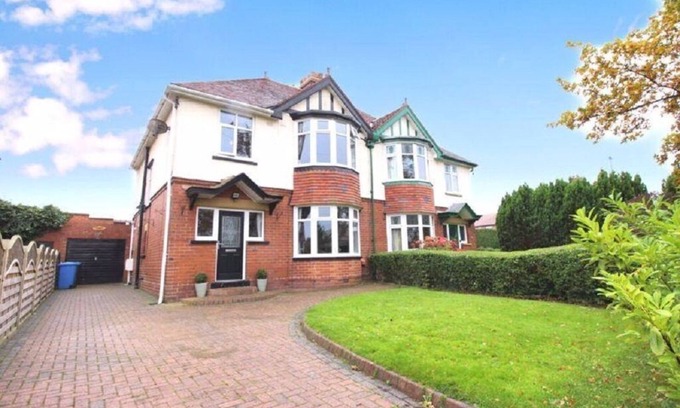 Scarborough House | Delightful 3 Bedroom Scarborough Semi