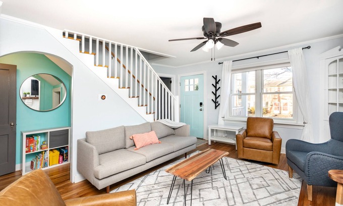 Locust Grove House | Delightful 5-bedroom residence near downtown Charlottesville. Pet-friendly!
