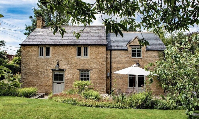 South Wraxall House | Delightful Cottage Retreat