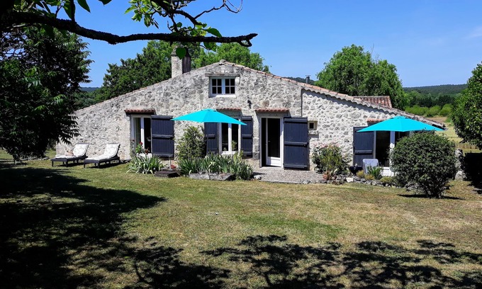 Nerac Cottage | Delightful cottage apartment in Bucolic Gascony