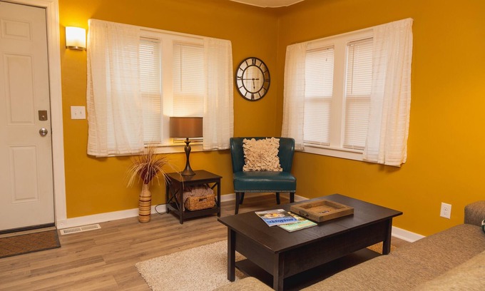 Grand Rapids House | Delightfully quiet & cozy, middle of everywhere