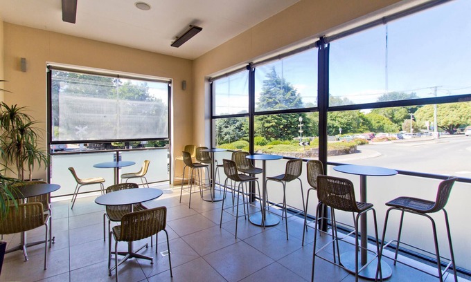 Deloraine Hotel | Deloraine Hotel