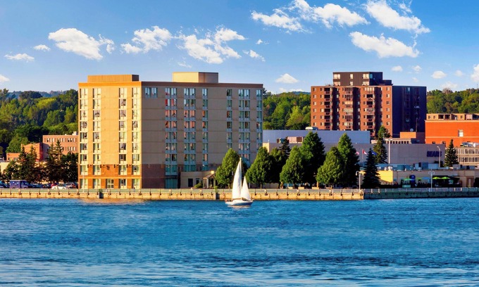 Algoma District Hotel | Delta Hotels by Marriott Sault Ste. Marie Waterfront