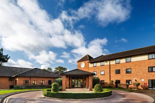 Bletchley Hotel | Delta Hotels by Marriott Milton Keynes
