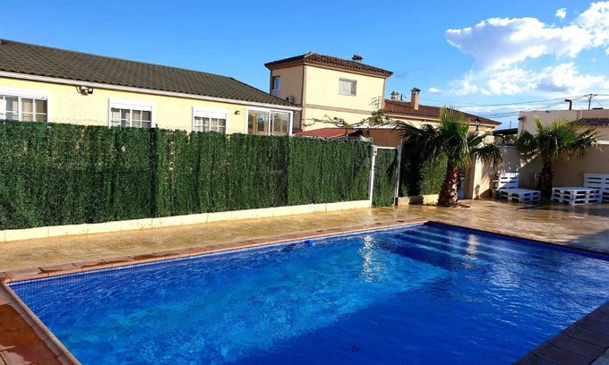 El Ligallo del Ganguil Ski Chalet | DELTA HOUSE 13 PEOPLE I POOL