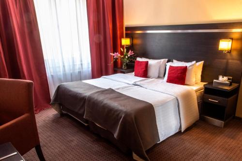 Dzierzoniow Hotel | Delta In