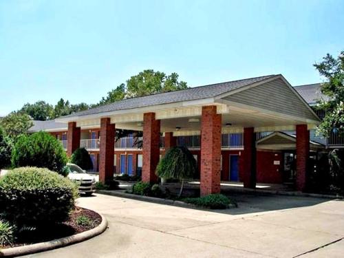 West Helena Hotel | Delta Inn