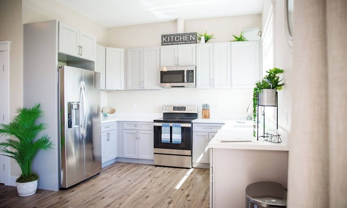 Rio Vista Other | Delta Retreat for Large Groups