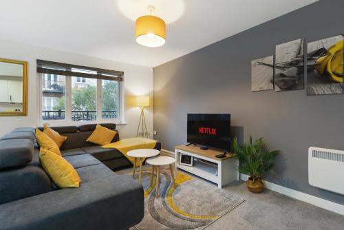 High Wycombe Apartment | Deluxe 2 bed flat w/free parking