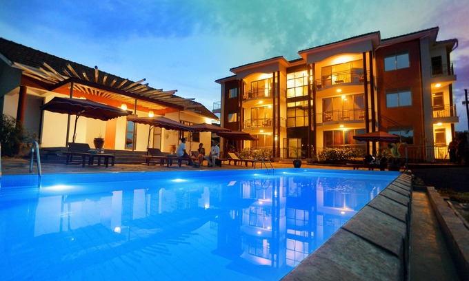 Kireka Apartment | Deluxe - 2 Bedroom Apartment Garden View