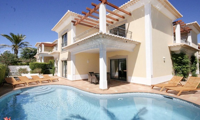 Porto de Mos House | Deluxe 3 Bedroom Villa w/Heated Pool, Walking distance to Beach, Wifi, A/C