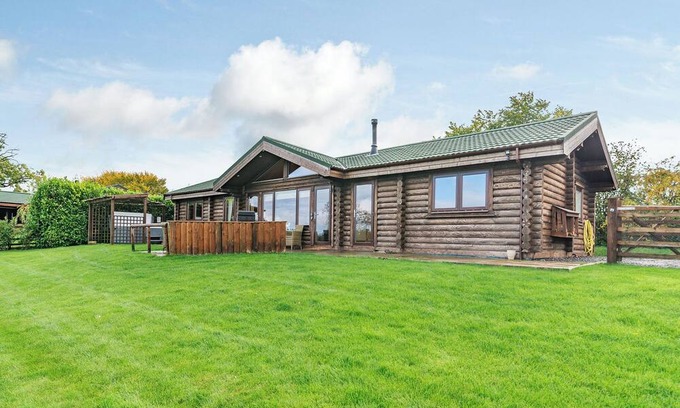 Constable Burton Ski Chalet | Deluxe and spacious lodge.