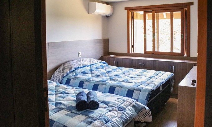 Dutra Apartment | Deluxe Apartamento Gramado 35People, Air-conditioned 8dorm 7wc