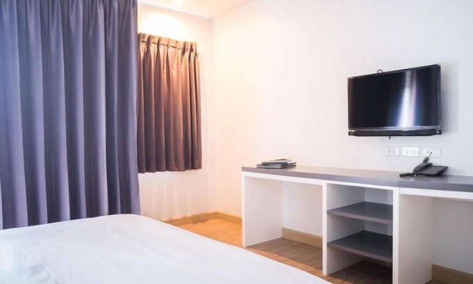 Chang Phueak Apartment | Deluxe Apartment for rent in Chiangmai (DVR-8)