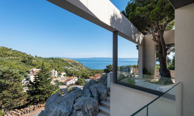 Krvavica House | Deluxe apartment Noeli