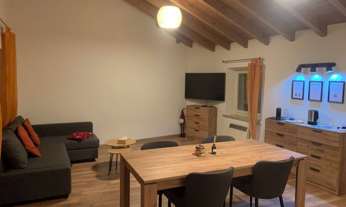 Muralto Apartment | Deluxe Apartment on the Piazza Grande in Locarno
