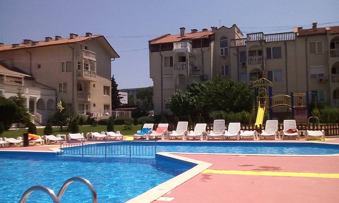 Chaika Apartment | Deluxe apartment with two bedrooms and a terrace