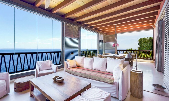 Cala Vinas Villa | Deluxe Cap Falco - Six Bedroom Villa, Sleeps 12
