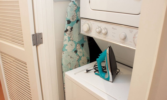 The Villas Condo | Deluxe Condo Conveniently Located In San Jose Upscale Santana Row Neighborhood