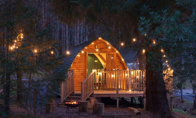 Tomintoul Cabin | Deluxe Cosy Cabin in the Scottish Highlands