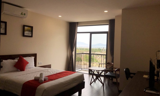 Nha Trang Apartment | Deluxe Double room - Sea View