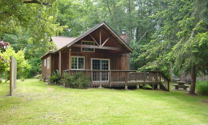 Eastsound Cabin | Deluxe Garden Studio w/Bunk House
