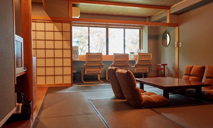 Towadakohan Onsen Hotel | Deluxe Japanesestyle room Maximum 6 people/Towada Aomori