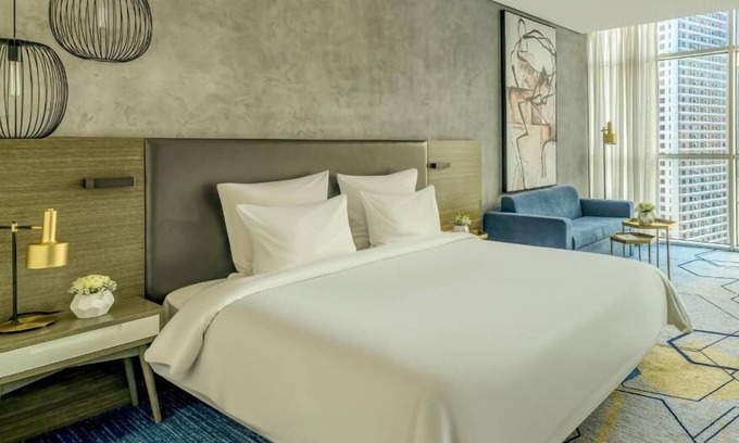 Al Khan Apartment | Deluxe King or Twin Near Sharjah Expo Center