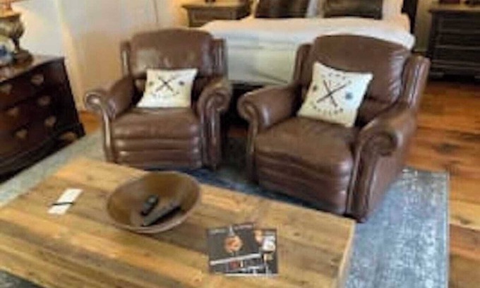 West Dover Resort | Deluxe King Suite, Living Room area w/sofa bed & fireplace, private entrance