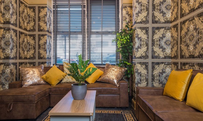 Stratford House | Deluxe London House Nr Stratford