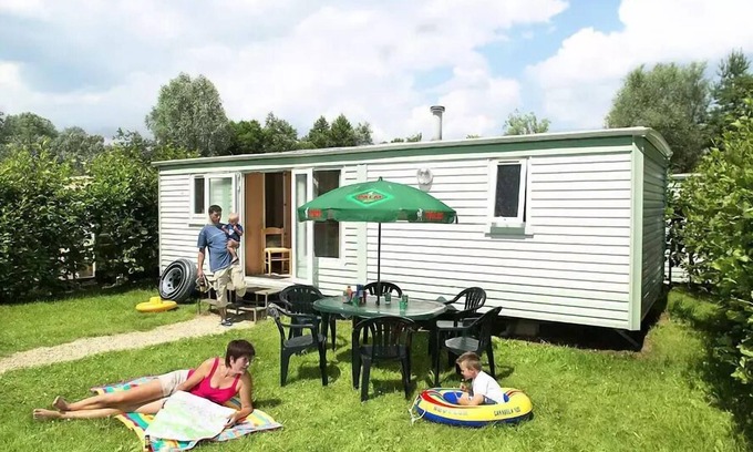 Tintigny House | Deluxe Mobilheim für 4 Personen