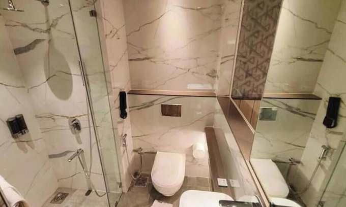 Andheri East Apartment | Deluxe room in MIDC Andheri E