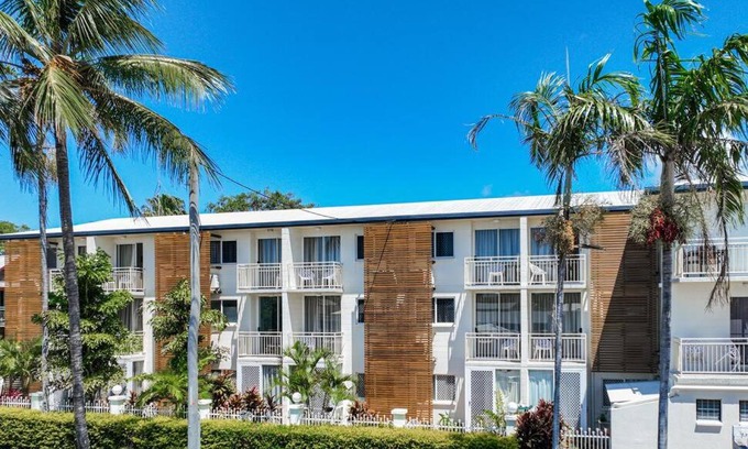 Emu Park Apartment | Deluxe Studio - Unit 12