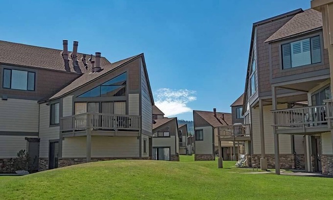 Tahoe Keys Condo | Deluxe Studio Condo with Private Boat Dock - Spend a Month In Tahoe!