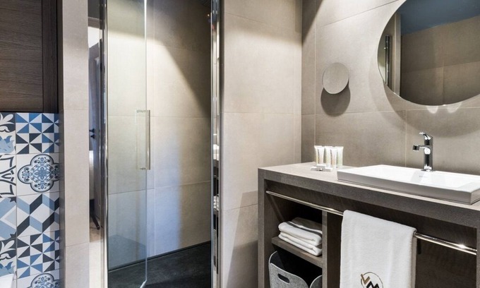 Pechbonnieu House | Deluxe suite jacuzzi sauna spa