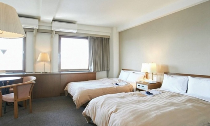 Izumisano Hotel | Deluxe Twin Room /Izumisano Ōsaka