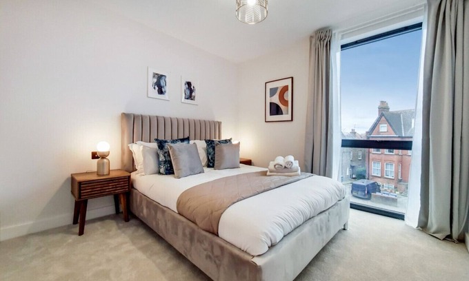 Harrow Apartment | Deluxe Wembley Harrow Apartment