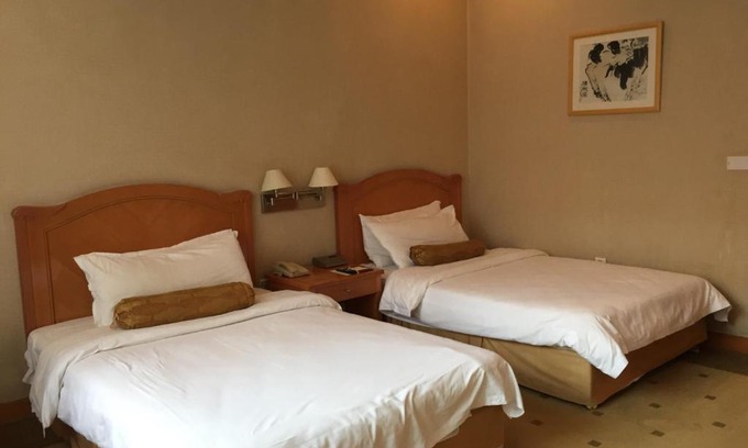 Bajram Curri Hotel | DEMIRAJ HOTEL