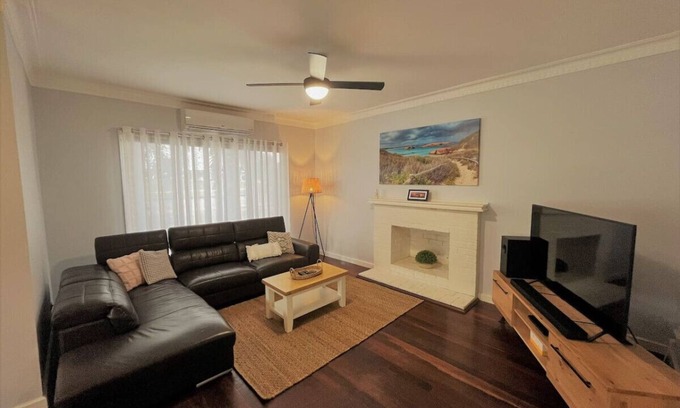 Esperance House | Dempster House Esperance
