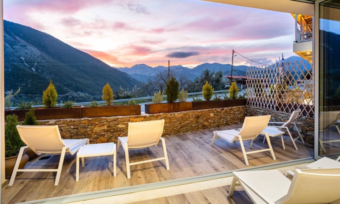 Artemisia Bed & Breakfast | Denthis Single Getaway - Escape in Taygetos