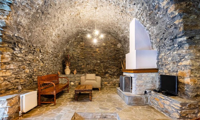 Artemisia House | Denthis Stone House - Taygetos Getaway