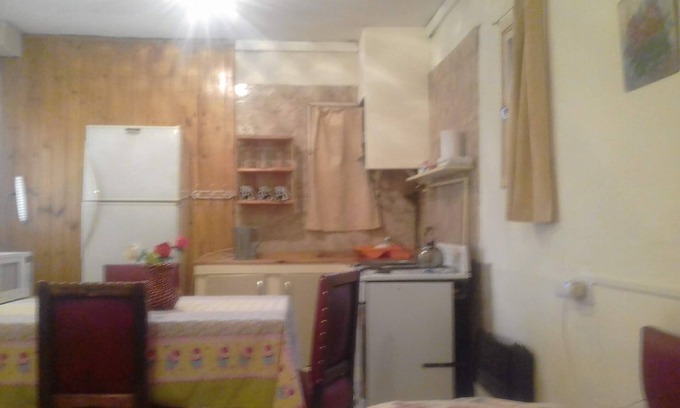 10 de Diciembre Apartment | Departamento en planta baja para tres personas,