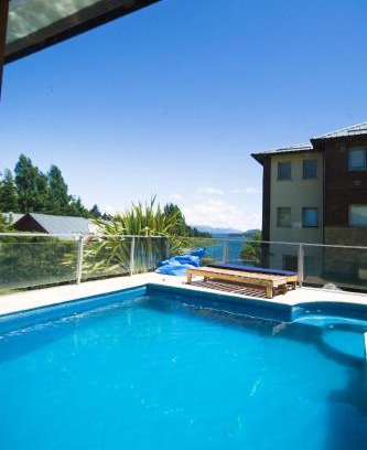 Playa Bonita Apartment | Departamentos del lago