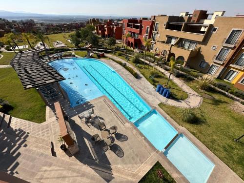 San Miguel de Allende Apartment | Departamento con Alberca, Jacuzzi, Spa y Padel