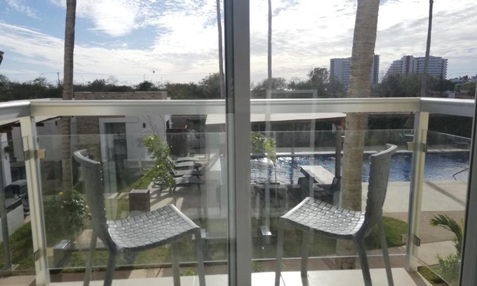 Cerritos Apartment | Departamento Beach House