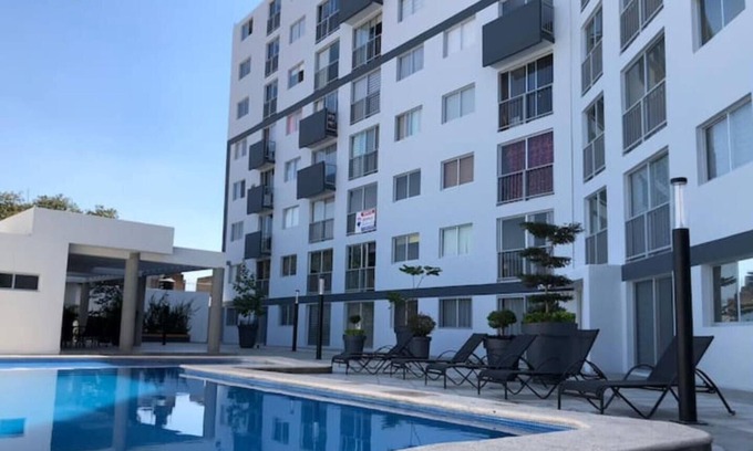 San Juan de Dios Apartment | Departamento con alberca climatizada en la zona centro de Guadalajara
