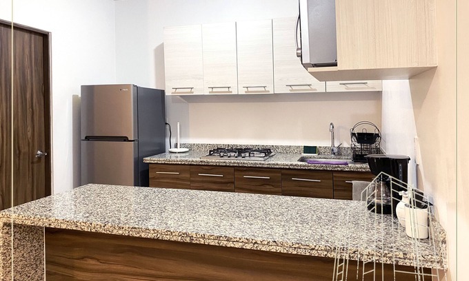 San Pedro Tlaquepaque Apartment | Departamento Loma Alta