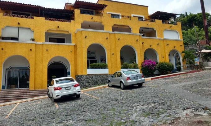 Tres de Mayo Apartment | Departamento Cuernavaca, Paseo de Burgos Tres de Mayo tres personas