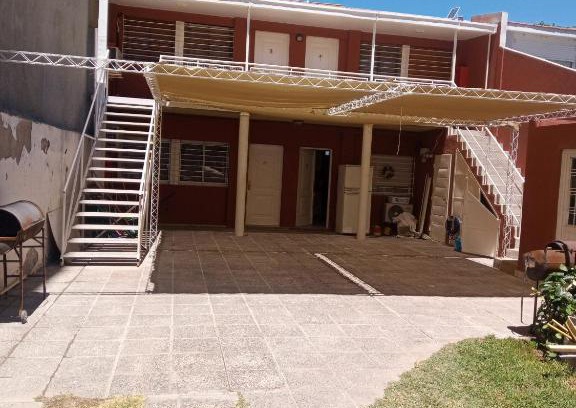 Cipolletti Apartment | Departamentos Pórtico Sur, monoambientes con cochera