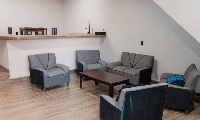 El Arenal Apartment | Department Las Piedras (On the Tequila Route and Gateway to the Agave Landscape)